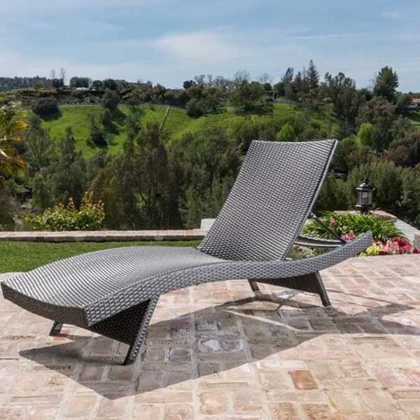 Rattan Lounger Manufacturers, Suppliers in Delhi