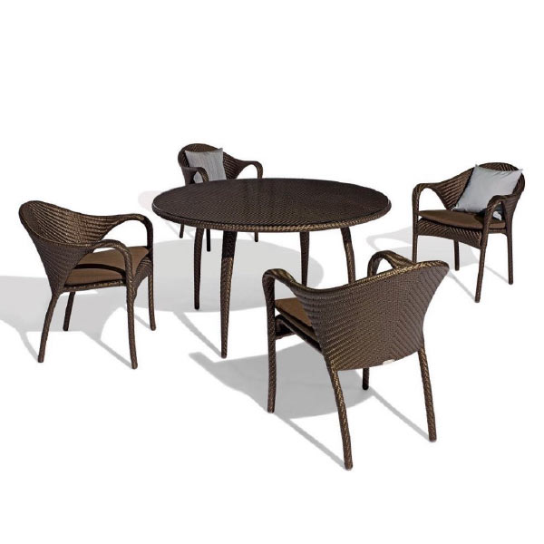 Classic Outdoor Chair Manufacturers, Suppliers in Delhi