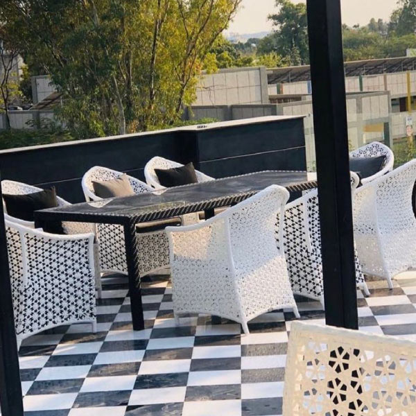 Garden Outdoor Dining Set Manufacturers, Suppliers in Delhi