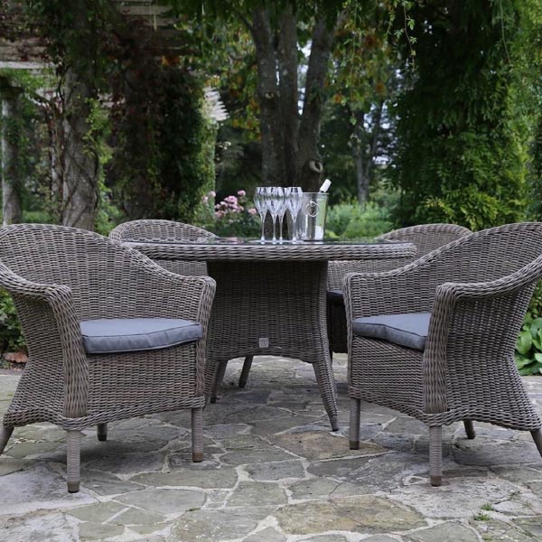 Grey Rectangular Outdoor Chairs With Cushions Manufacturers, Suppliers in Delhi