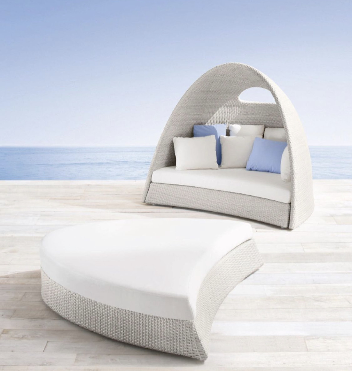 Modern Lounger with Cushion Manufacturers, Suppliers in Delhi