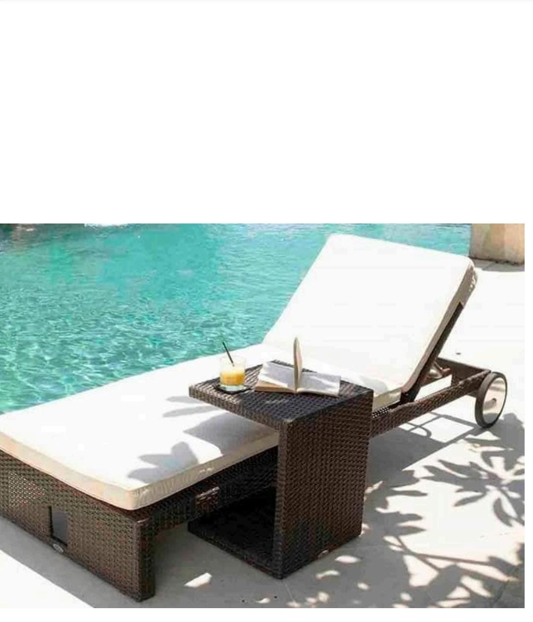 Modern Poolside Lounger Manufacturers, Suppliers in Delhi