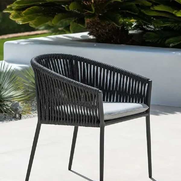 Outdoor Chair Black Manufacturers, Suppliers in Delhi