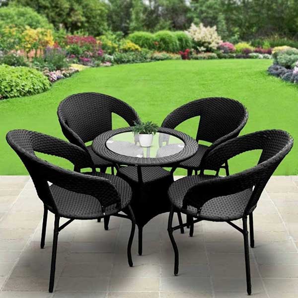 Outdoor Chairs Table Manufacturers, Suppliers in Delhi