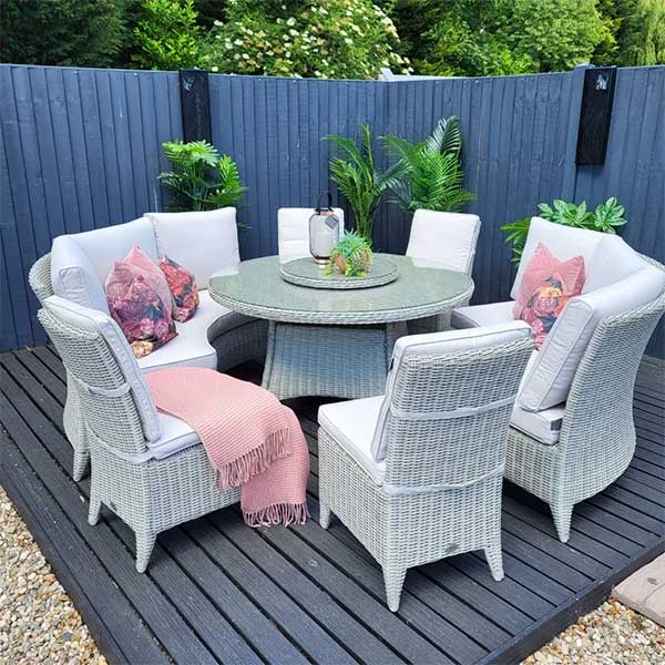 Outdoor Dining Set Manufacturers, Suppliers in Delhi