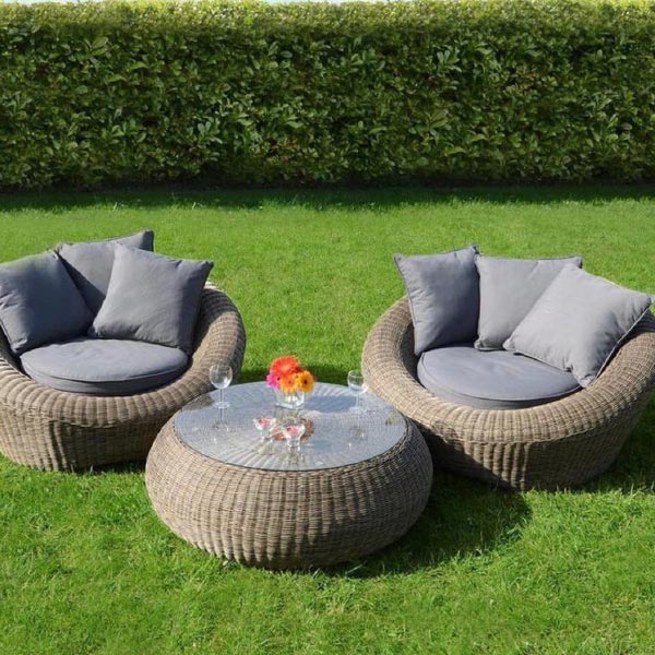 Round Shape Outdoor Chairs Manufacturers, Suppliers in Delhi