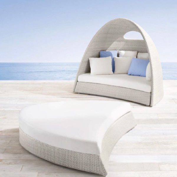 White Round Lounger Bed Manufacturers, Suppliers in Delhi