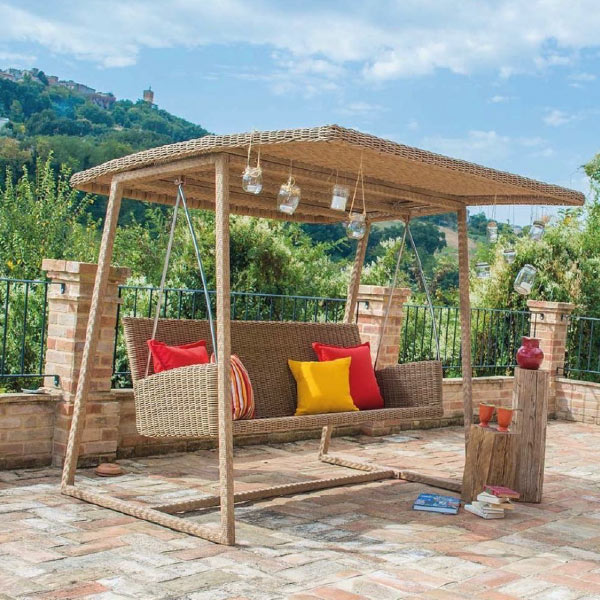 Wooden Outdoor Swing Manufacturers, Suppliers in Delhi